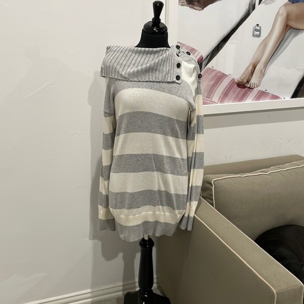 Banana Republic Gray and Cream striped Tunic Sweater SZ L